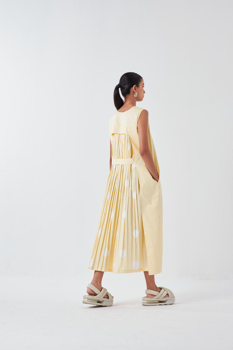 BACK PLEAT DRESS -BUTTER poplin by THREE for women Worldwide