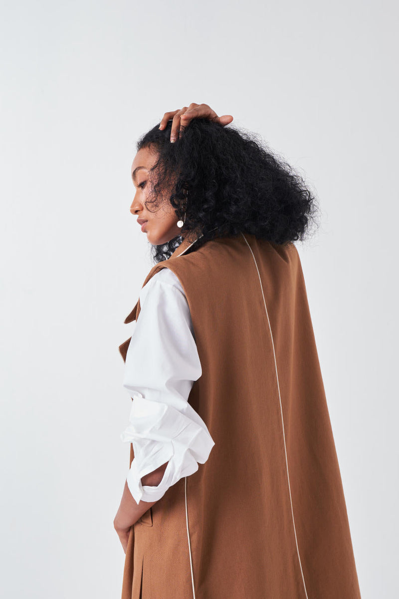 SLEEVELESS JACKET-SAND poplin by THREE for women Worldwide