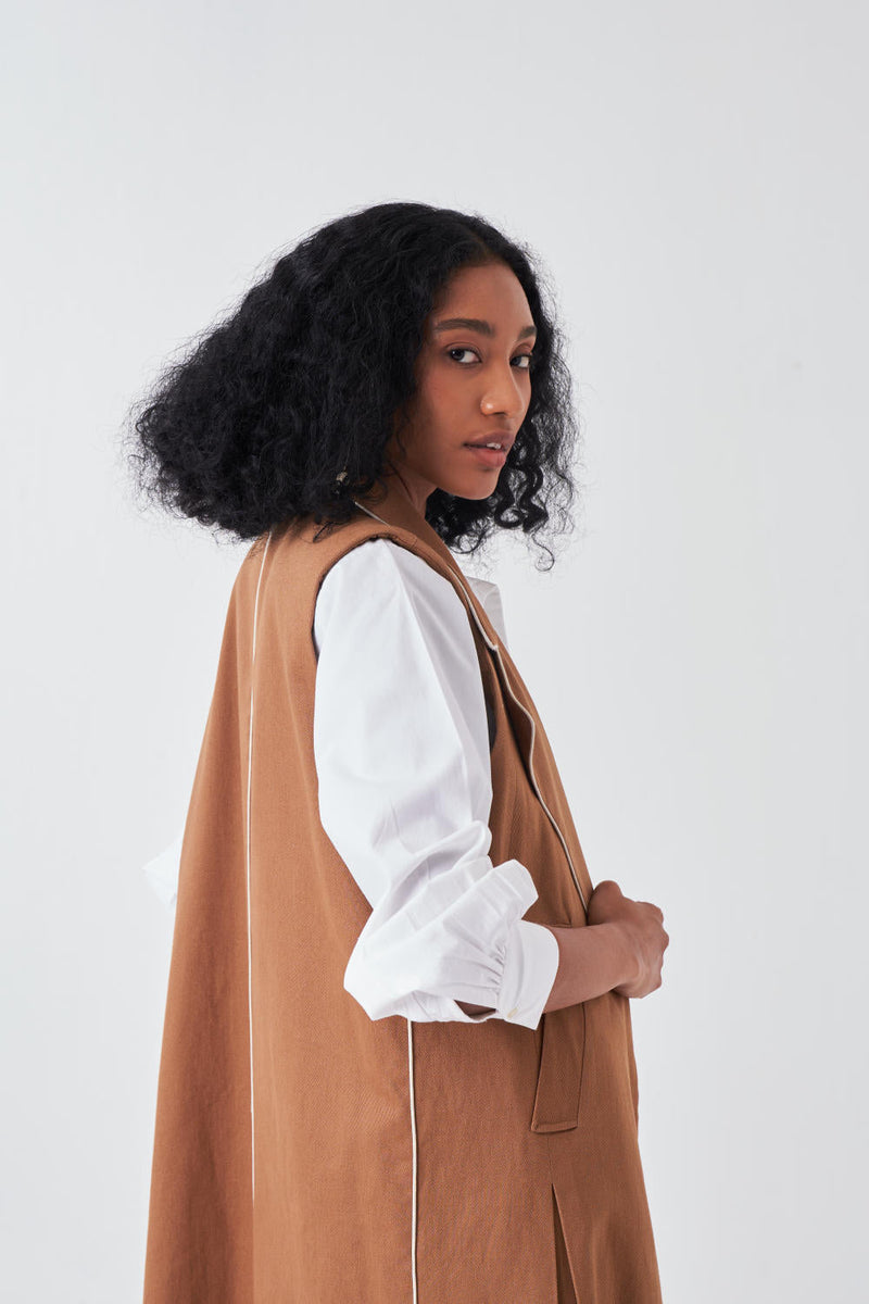 SLEEVELESS JACKET-SAND poplin by THREE for women Worldwide