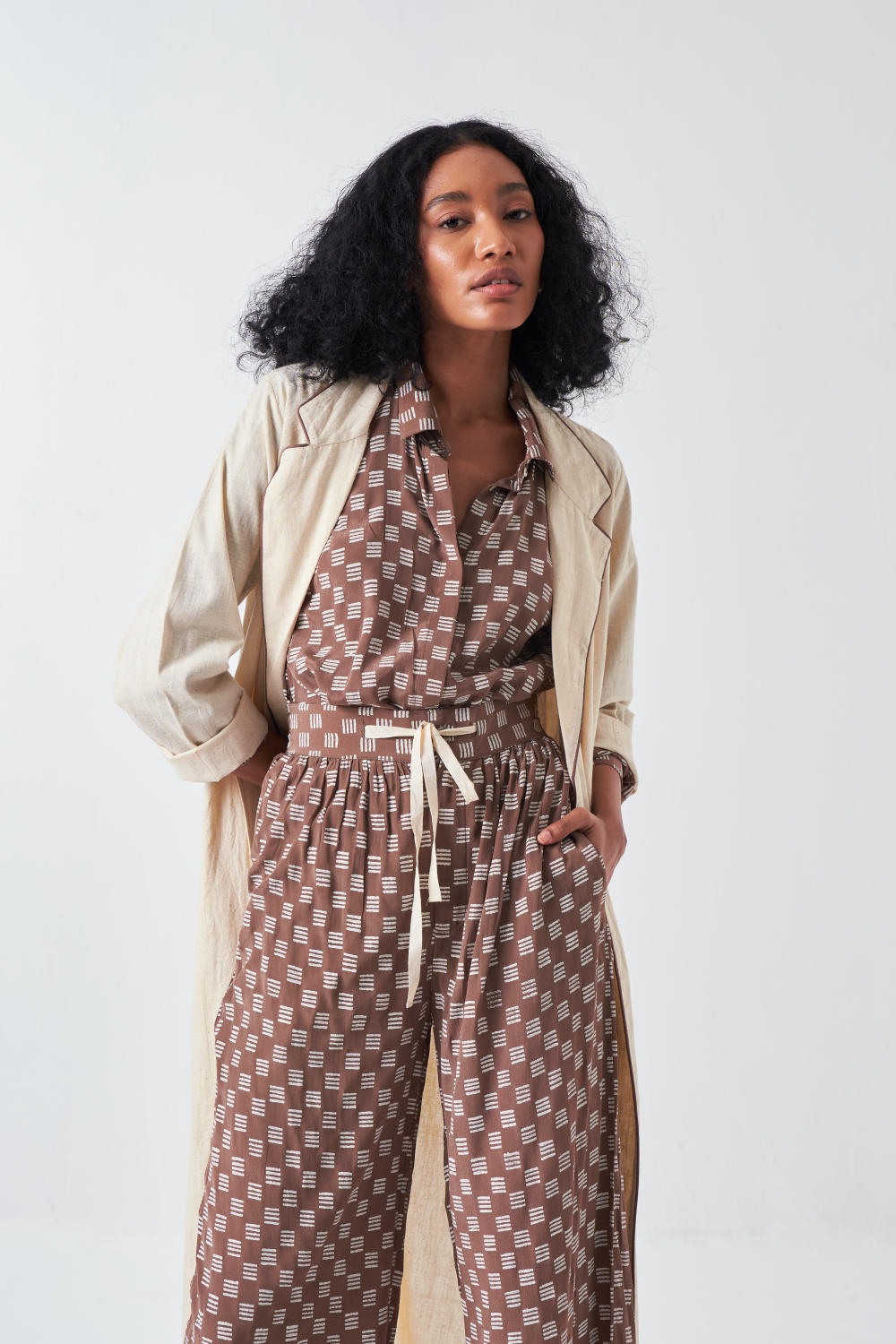 BACK FLORAL DRAWSTRING JACKET CO-ORD: CEDAR BRICK PRINT & IVORY (SET OF 3)