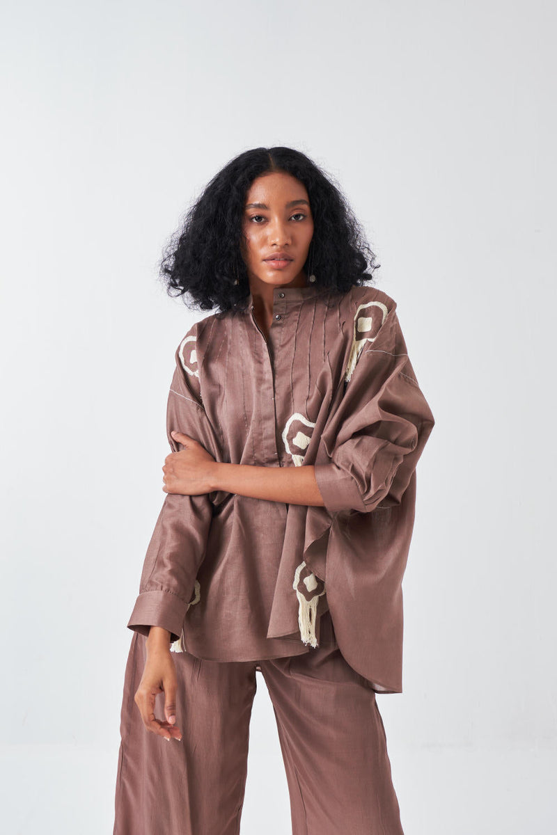 FRINGE PINTUCK BAT SLEEVE SHIRT-CEDAR poplin by THREE for women Worldwide