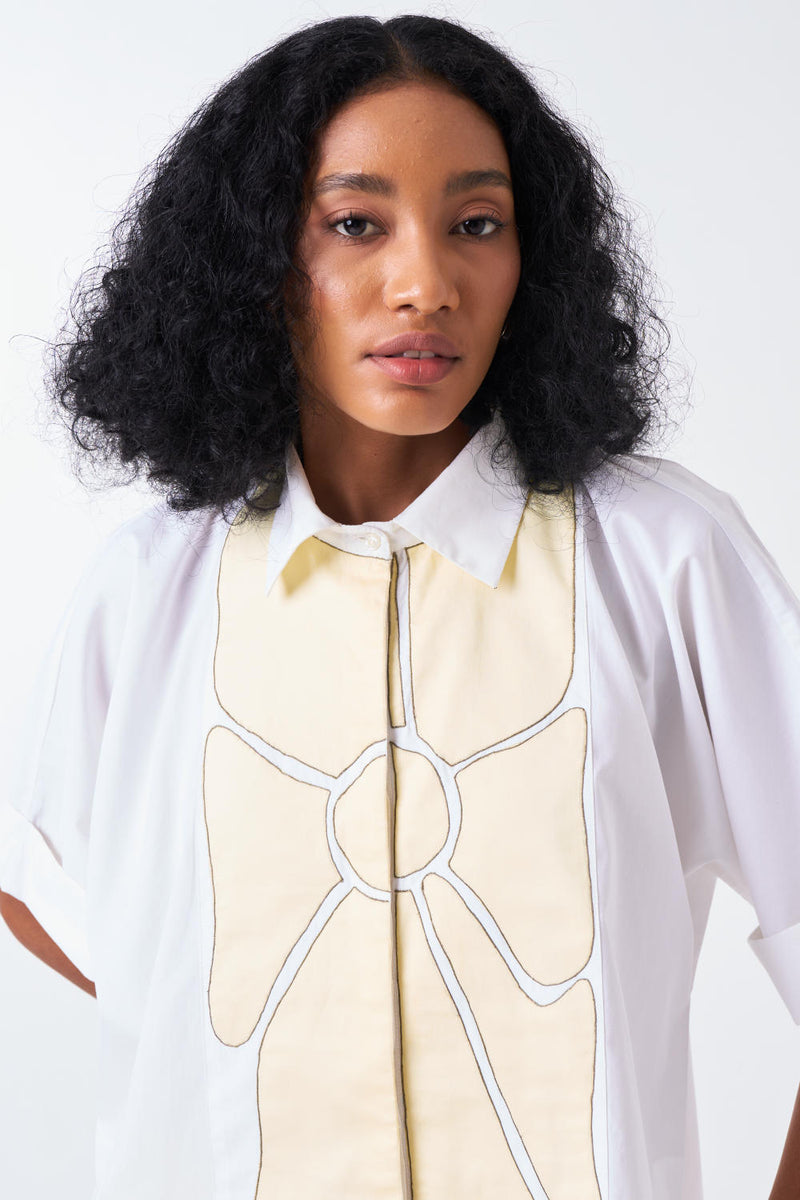 FLORAL APPLIQUE SHIRT-WHITE/BUTTER cotton by THREE for women Worldwide