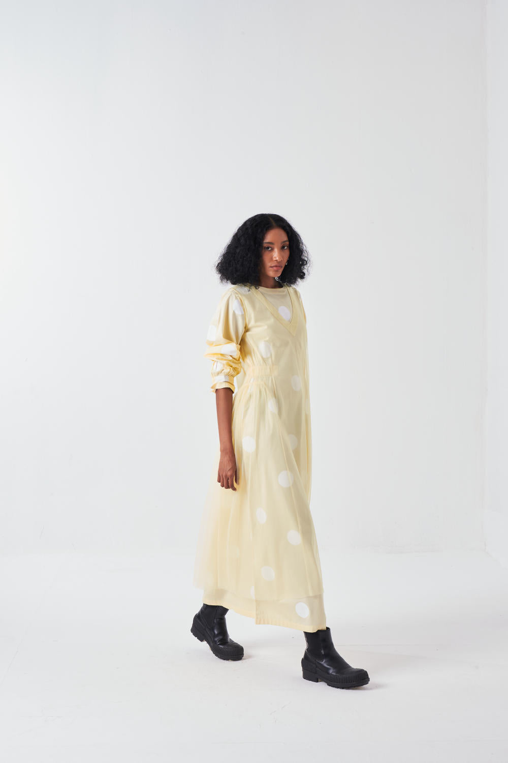 SIDE ELASTIC WAIST DRESS-BUTTER