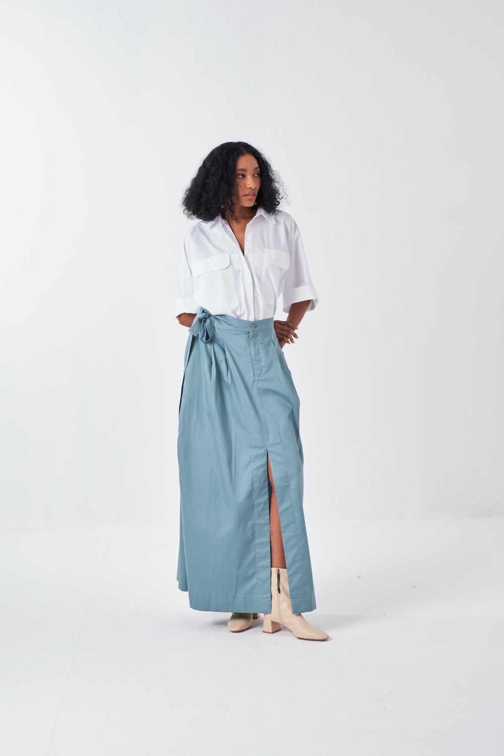 FRONT SLIT SKIRT-NIAGRA BLUE