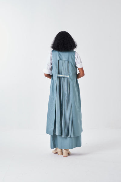 SLEEVELESS BACK PLEAT JACKET-NIAGRA BLUE