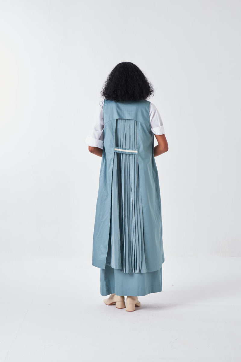 SLEEVELESS BACK PLEAT JACKET CO-ORD-NIAGRA BLUE & WHITE (SET OF 3) poplin by THREE for women Worldwide