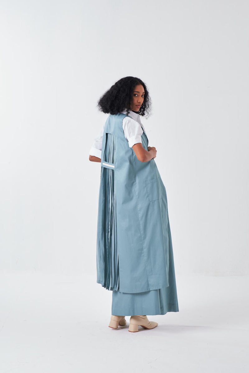 SLEEVELESS BACK PLEAT JACKET CO-ORD-NIAGRA BLUE & WHITE (SET OF 3) poplin by THREE for women Worldwide