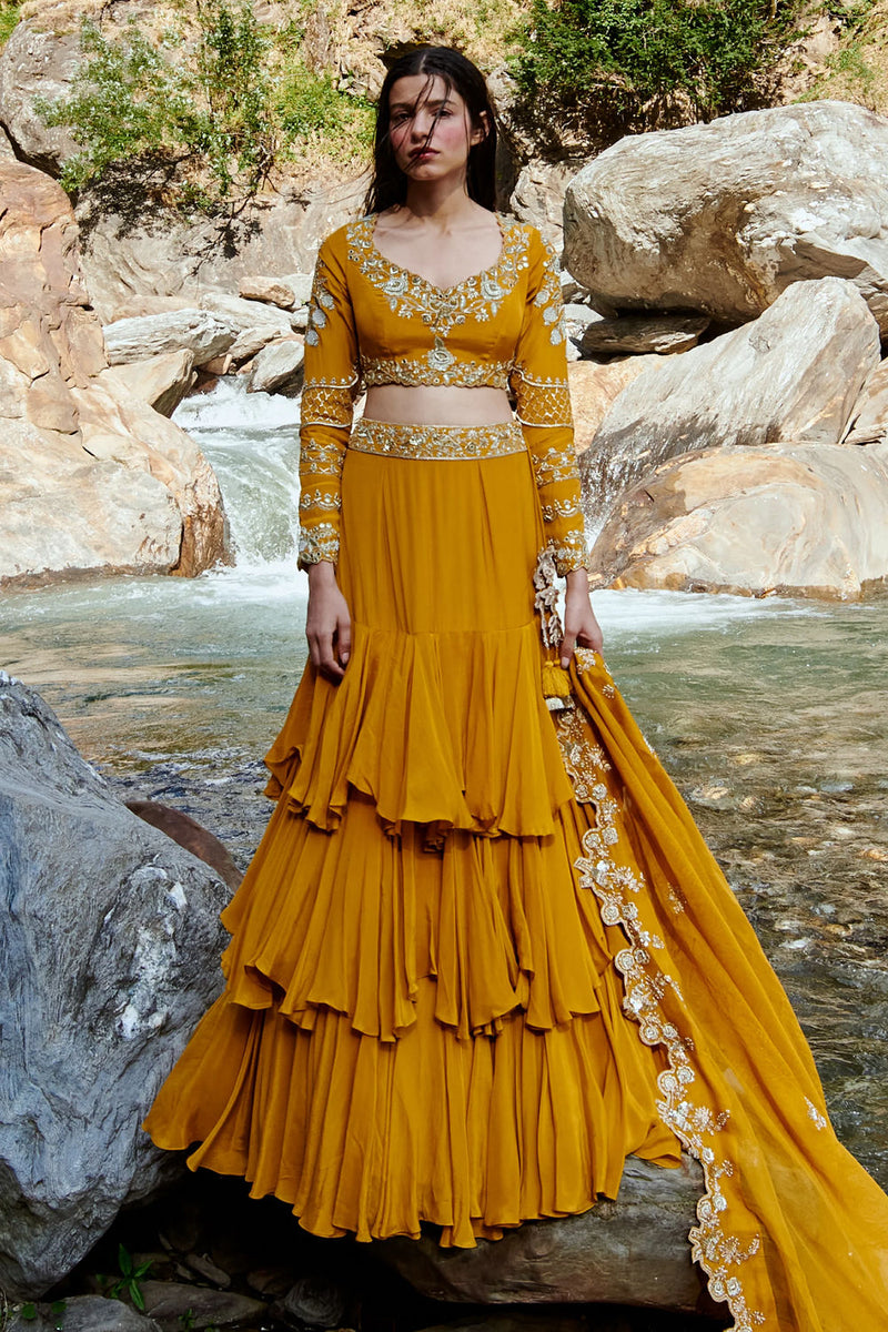 Fiorella Lehenga Set crepe by Paulmi & Harsh-kahan Sep'26 in yellow for women Worldwide