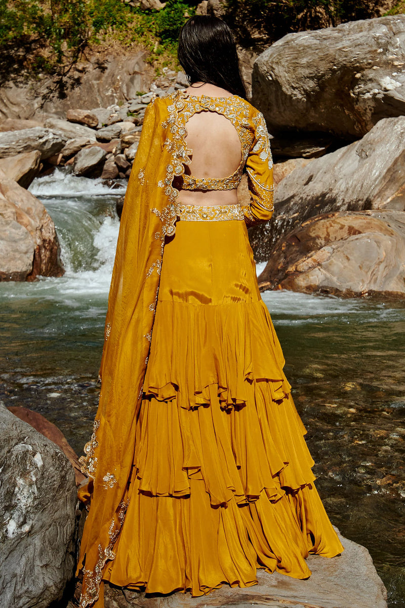 Fiorella Lehenga Set crepe by Paulmi & Harsh-kahan Sep'26 in yellow for women Worldwide