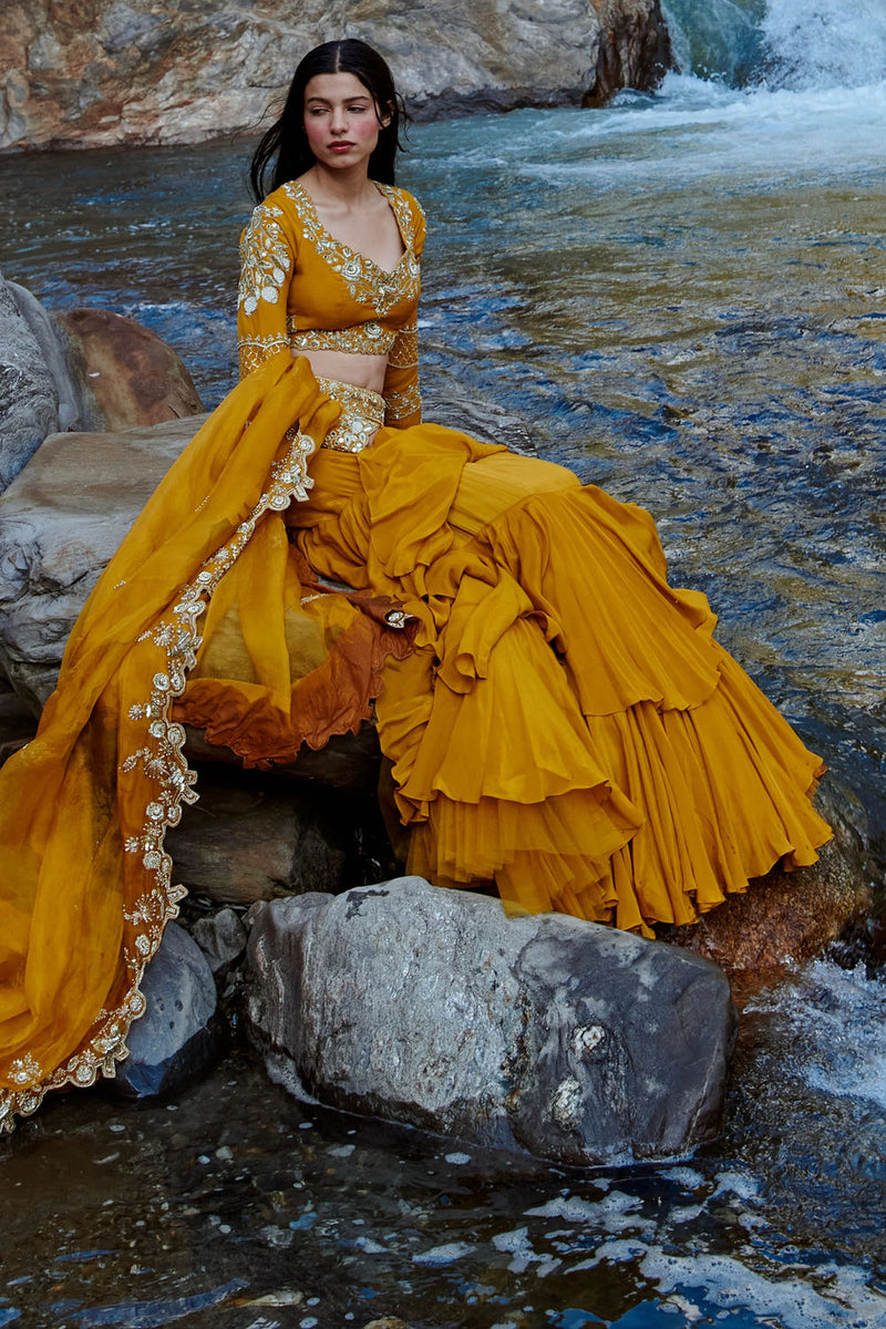 Fiorella Lehenga Set crepe by Paulmi & Harsh-kahan Sep'26 in yellow for women Worldwide