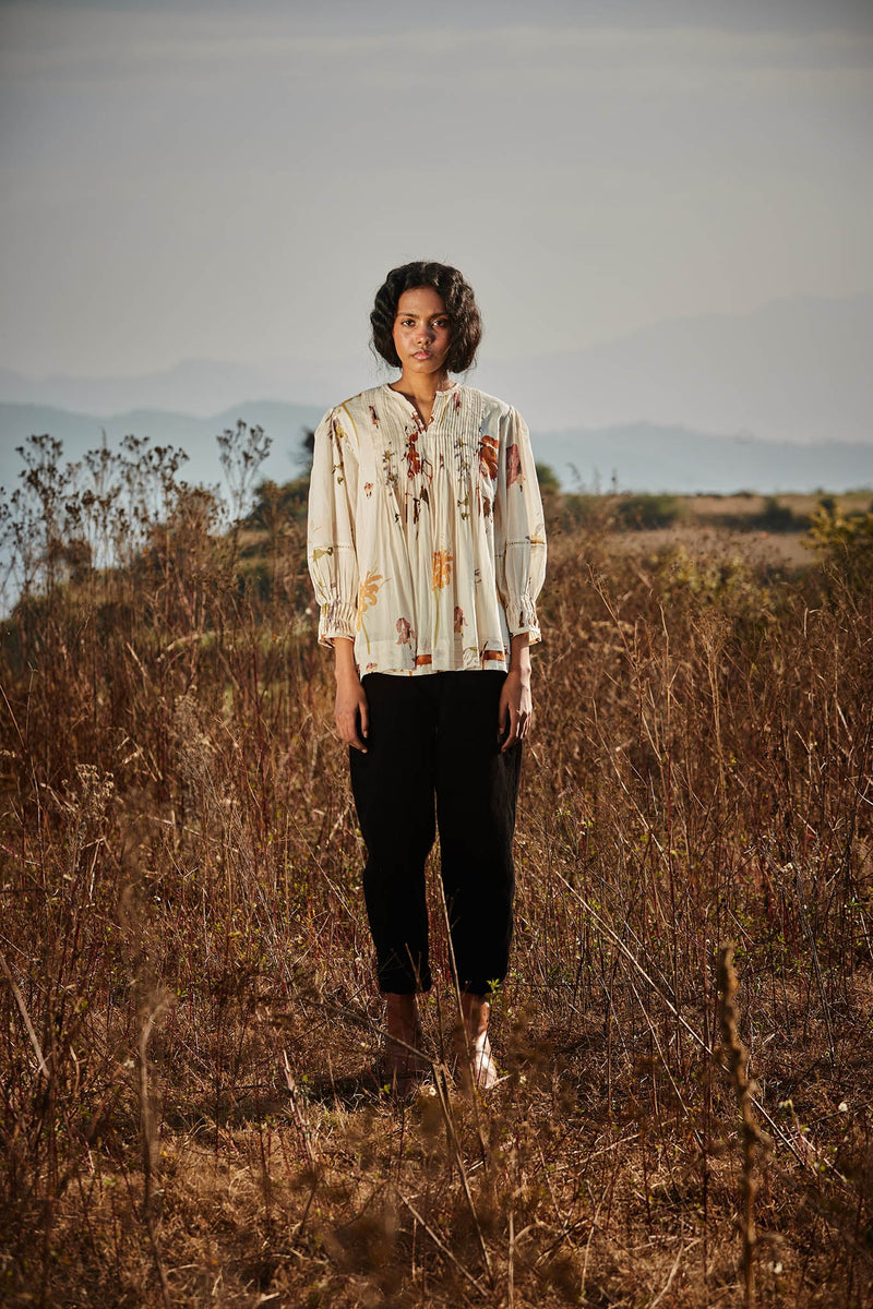 Florals in Snow Top cotton by Khara Kapas in white for women Worldwide