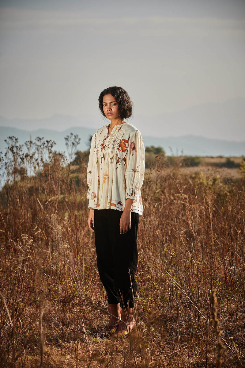 Florals in Snow Top cotton by Khara Kapas in white for women Worldwide