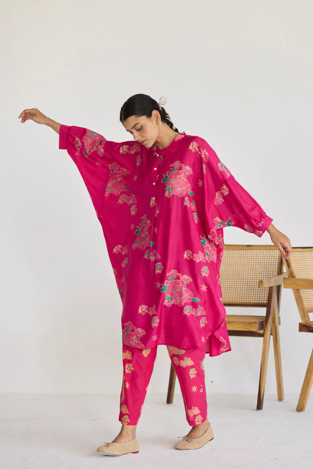 FUCHSIA BOUGAINVILLEA KURTA SET