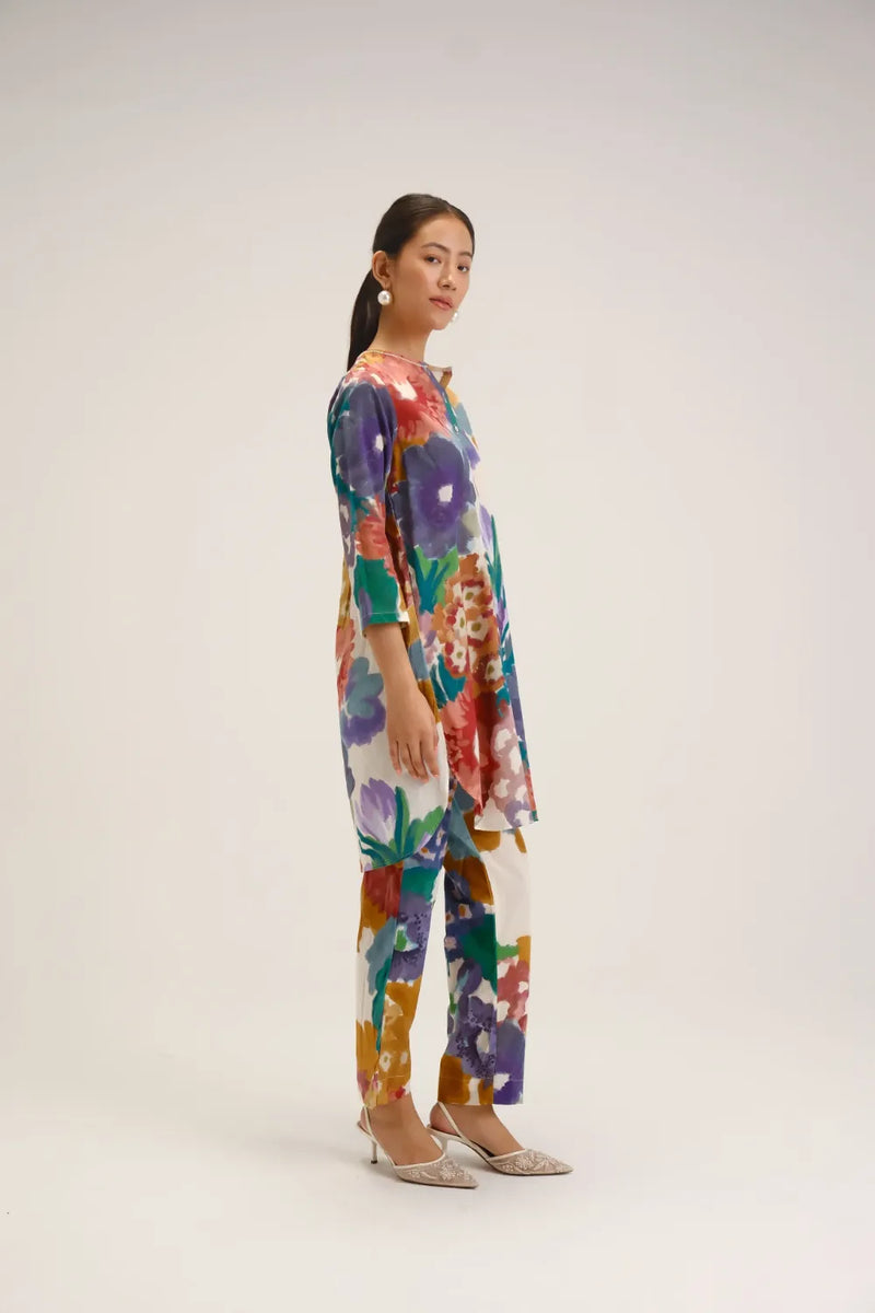 Farah White Short Kurta Set cotton light kurta set by YAM in white for women Worldwide