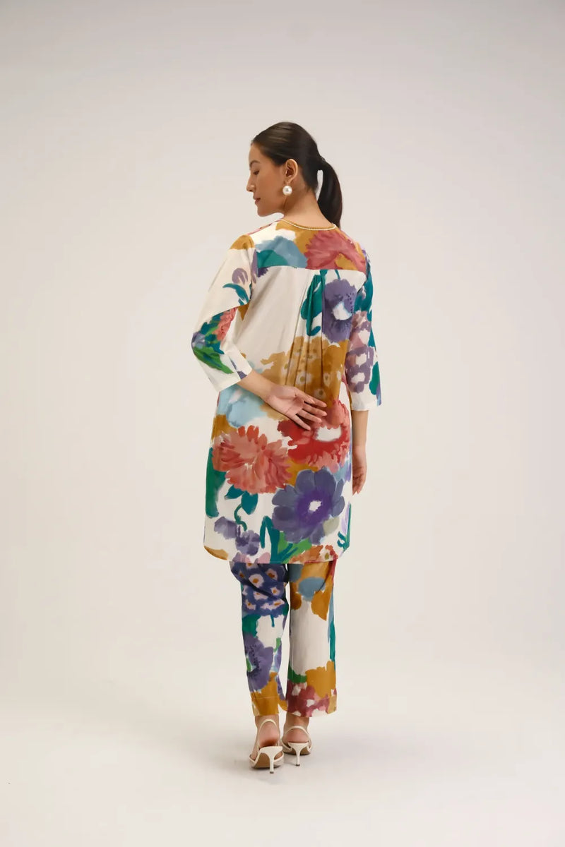 Farah White Short Kurta Set cotton light kurta set by YAM in white for women Worldwide