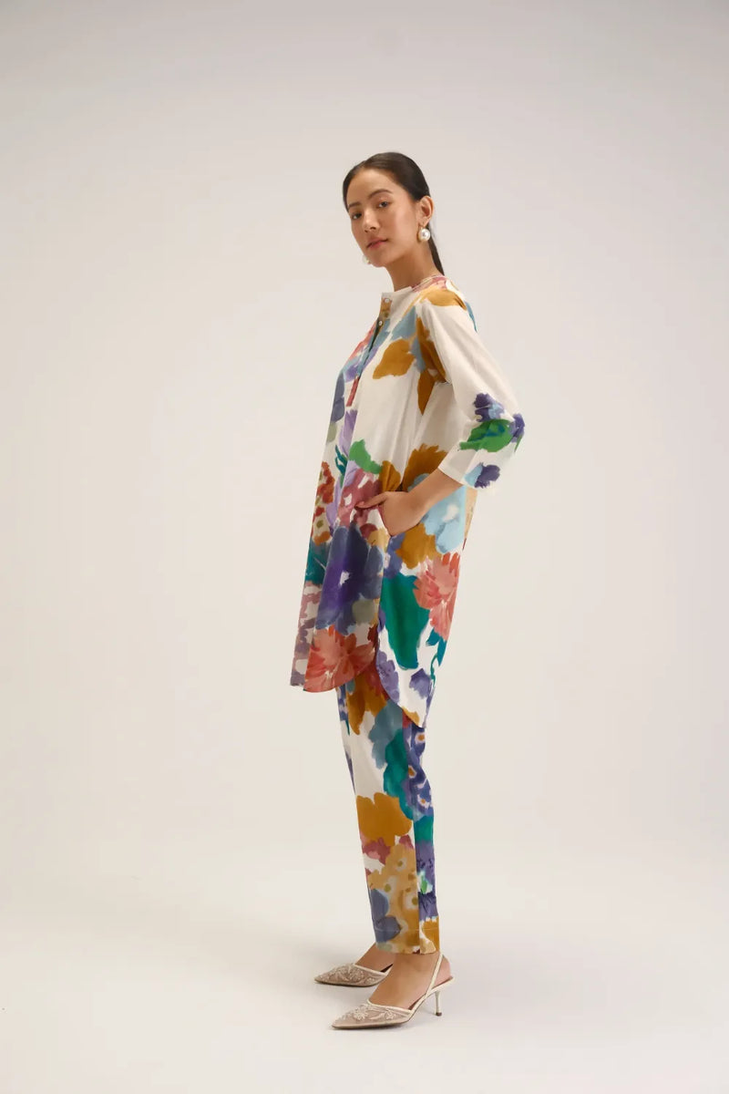 Farah White Short Kurta Set cotton light kurta set by YAM in white for women Worldwide