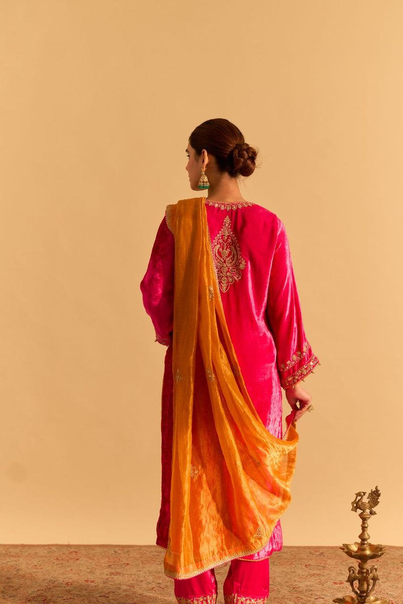 Fareeha - Hotpink Kurta with Salwar and Dupatta silk by SHEETAL BATRA in pink color for women Worldwide