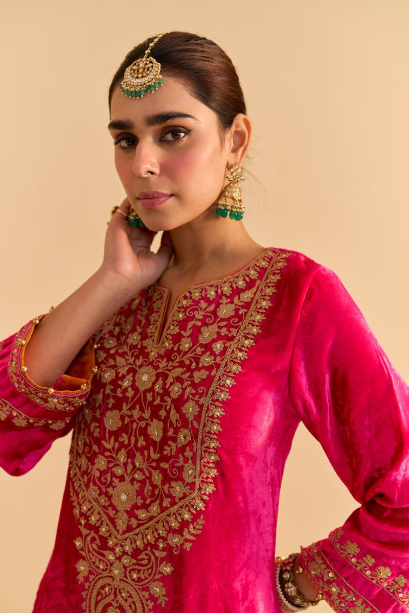 Fareeha - Hotpink Kurta with Salwar and Dupatta silk by SHEETAL BATRA in pink color for women Worldwide