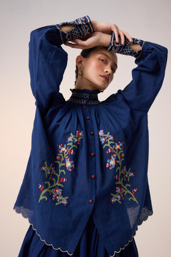 FARMER TOP -BLUE PIXEL EMBROIDERY cotton by CORD in multi for women Worldwide
