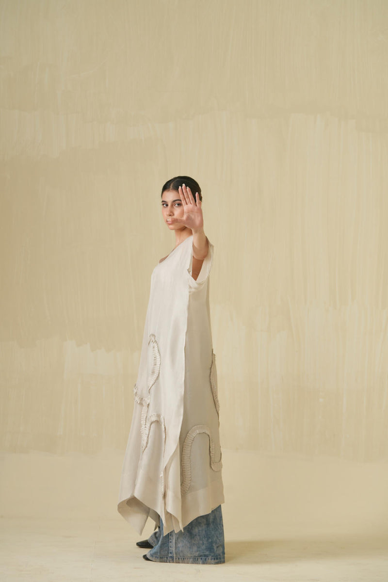 Flamingo Tunic - Silver tissue kaftans and tunics by Stoique in silver for women Worldwide