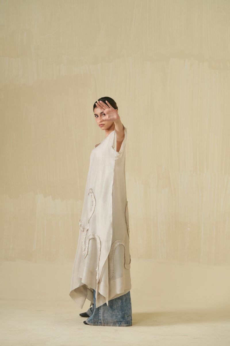 Flamingo Tunic - Silver tissue kaftans and tunics by Stoique in silver for women Worldwide