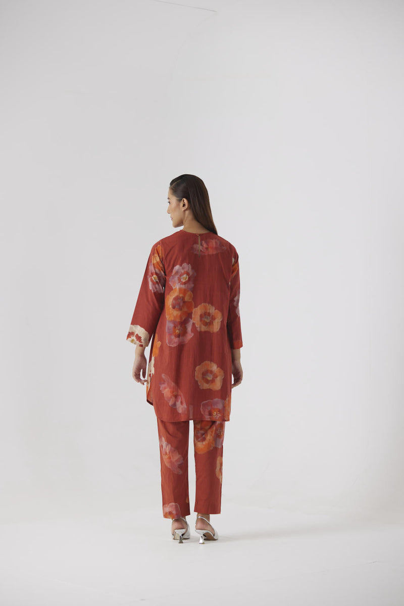 GARDENIA RED SHORT KURTA SET cotton by Yam in red color for women Worldwide