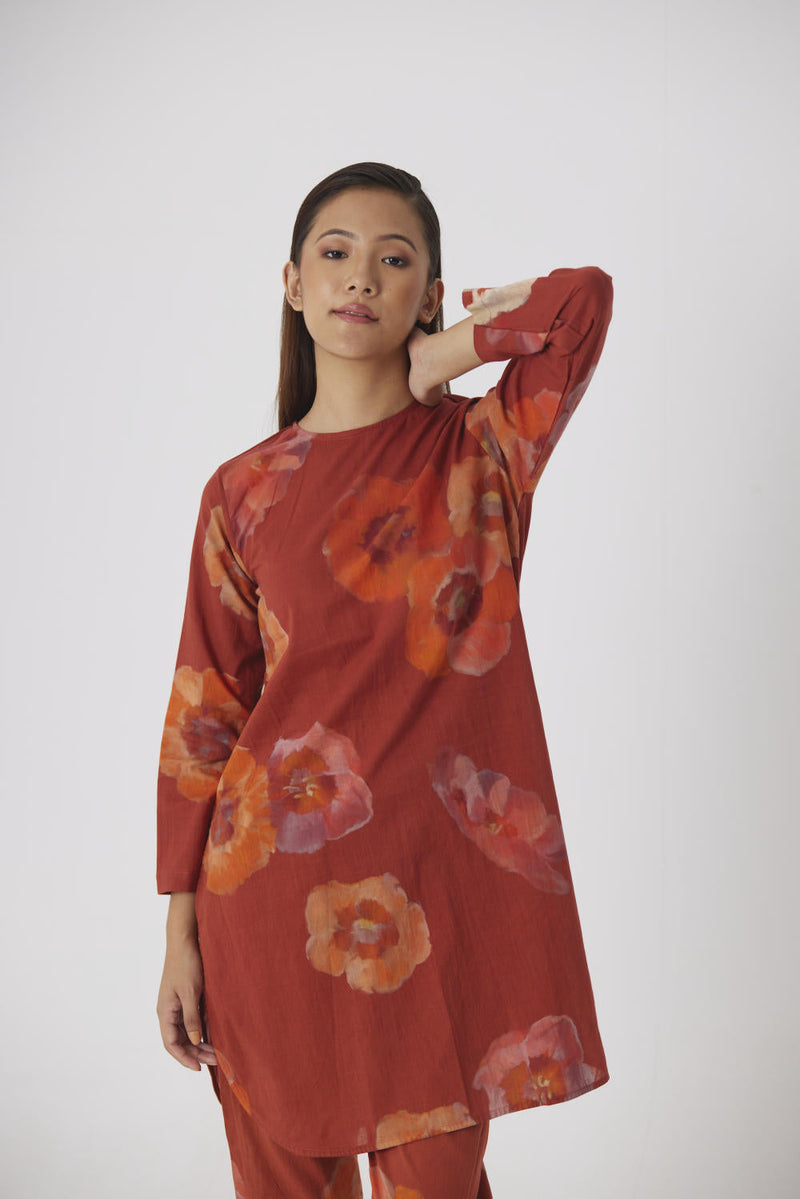 GARDENIA RED SHORT KURTA SET cotton by Yam in red color for women Worldwide