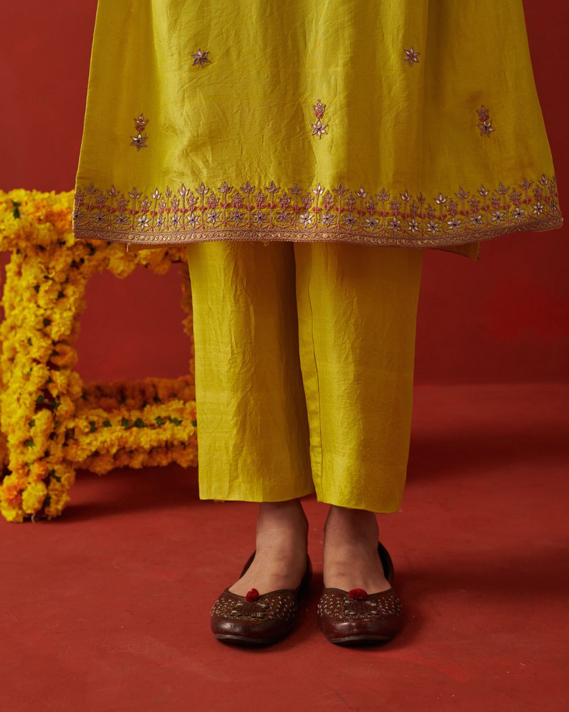 GIA & CYRAA KURTA & PANT chiffon by Rashika Mittal in neon color for women Worldwide