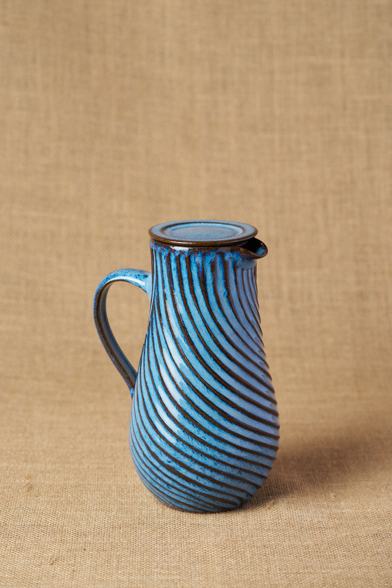 Gata Loop Carafe With Lid