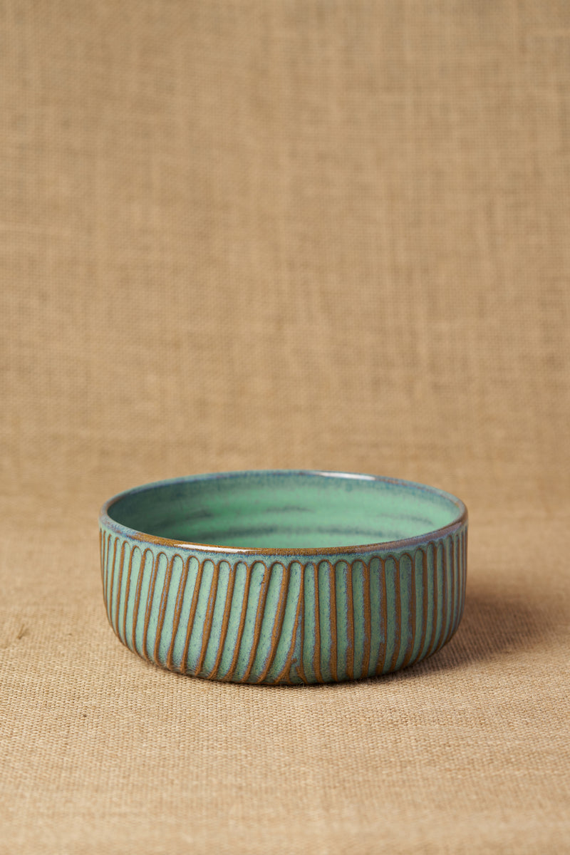 Gata Loop Medium Serving Bowl-Solid