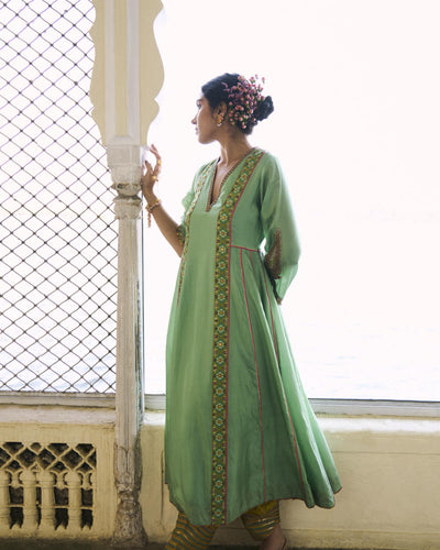 GUL SAGE GREEN SIDE KALI SILK KURTA SET