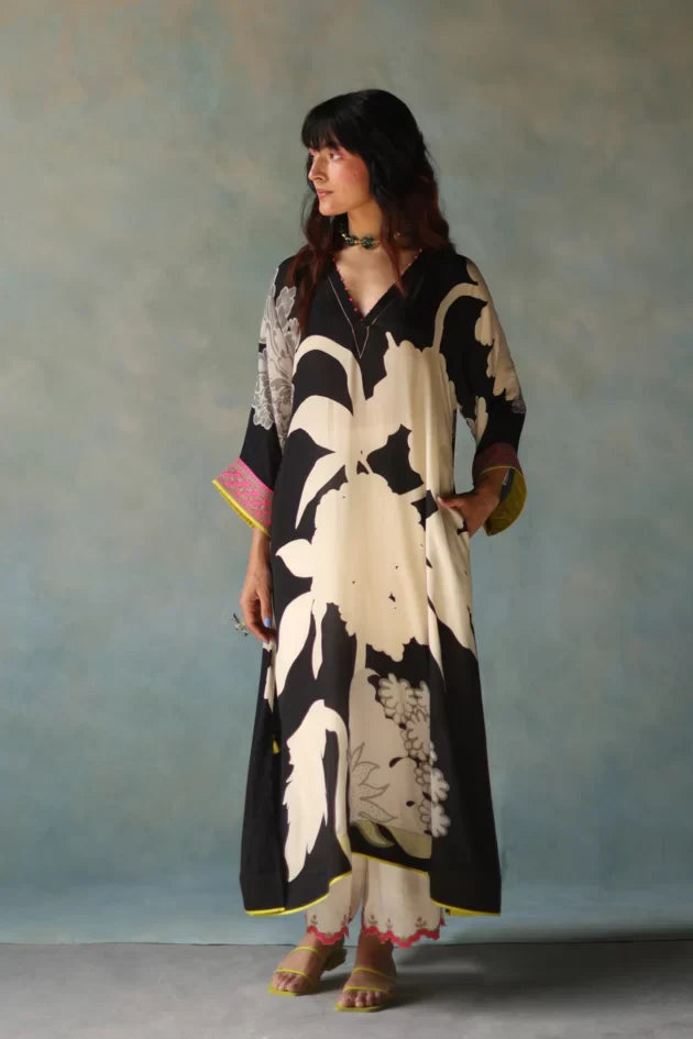 GUL BLACK AND IVORY FLOWER KAFTAN KURTA SET by Rajiramniq for women Worldwide