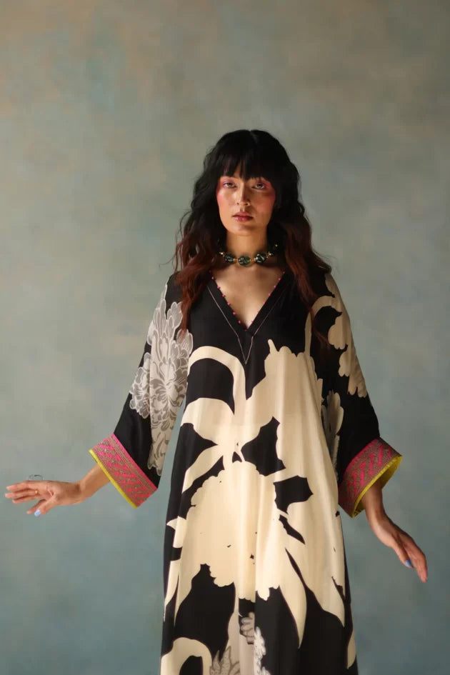 GUL BLACK AND IVORY FLOWER KAFTAN KURTA SET by Rajiramniq for women Worldwide