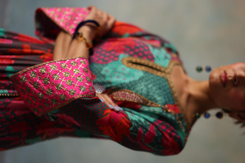 GUL TEAL YOKE CHECK SLEEVE KURTA SET by Rajiramniq for women Worldwide