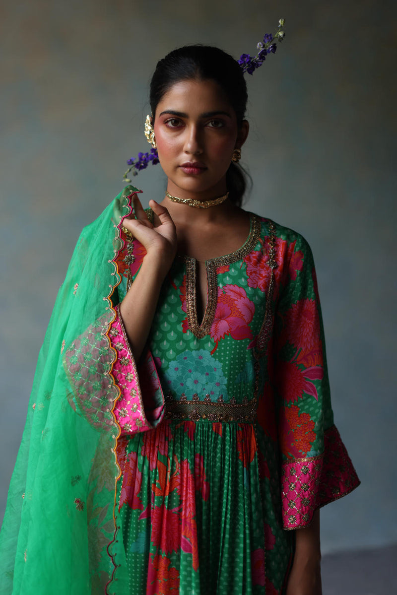 GUL GREEN YOKE CHECK SLEEVE KURTA SET by Rajiramniq for women Worldwide