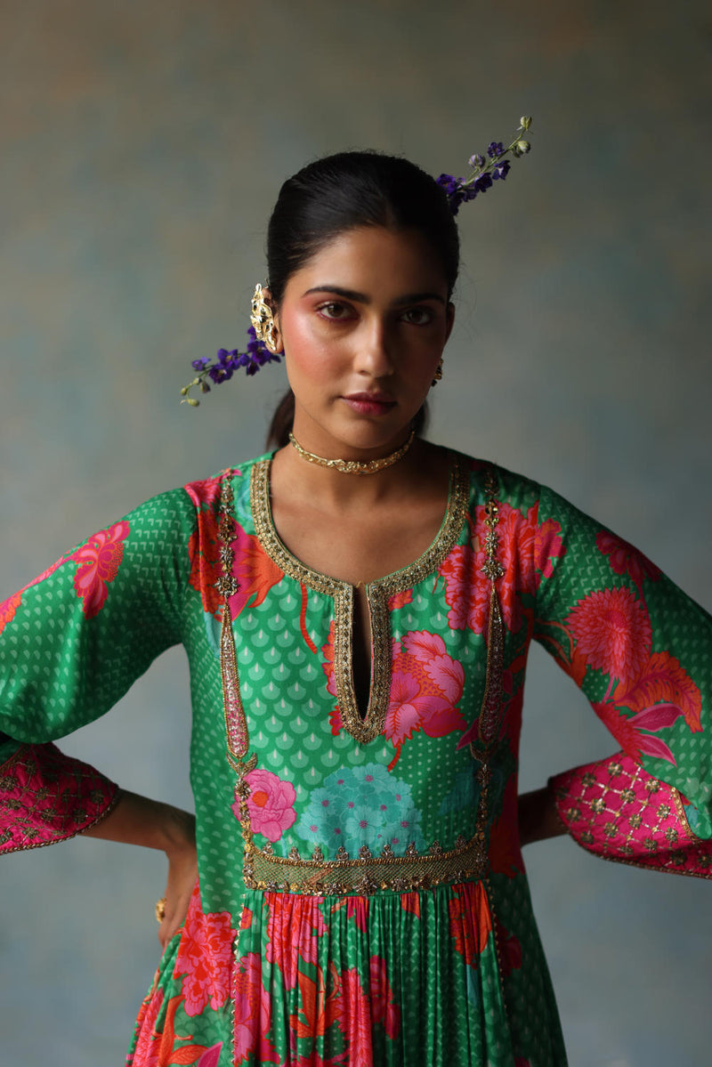 GUL GREEN YOKE CHECK SLEEVE KURTA SET by Rajiramniq for women Worldwide