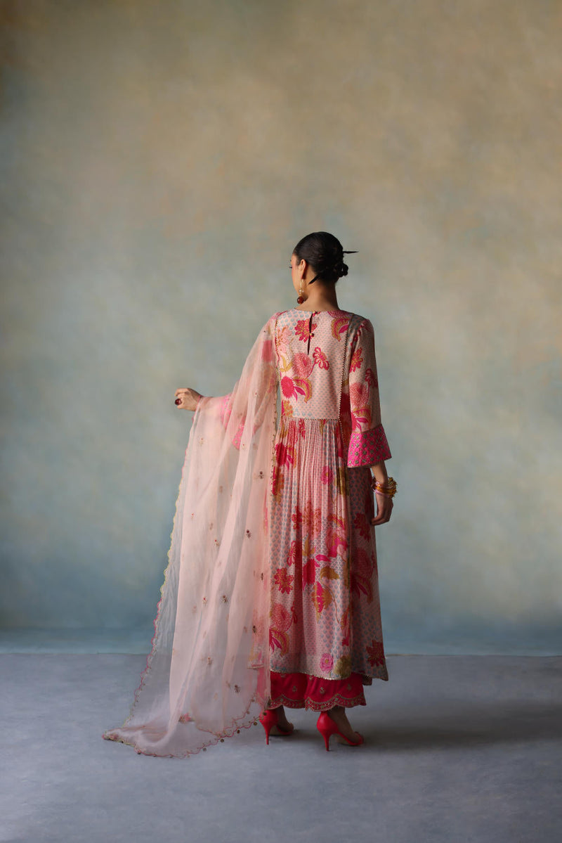 GUL NUDE PINK YOKE CHECK SLEEVE KURTA SET by Rajiramniq for women Worldwide