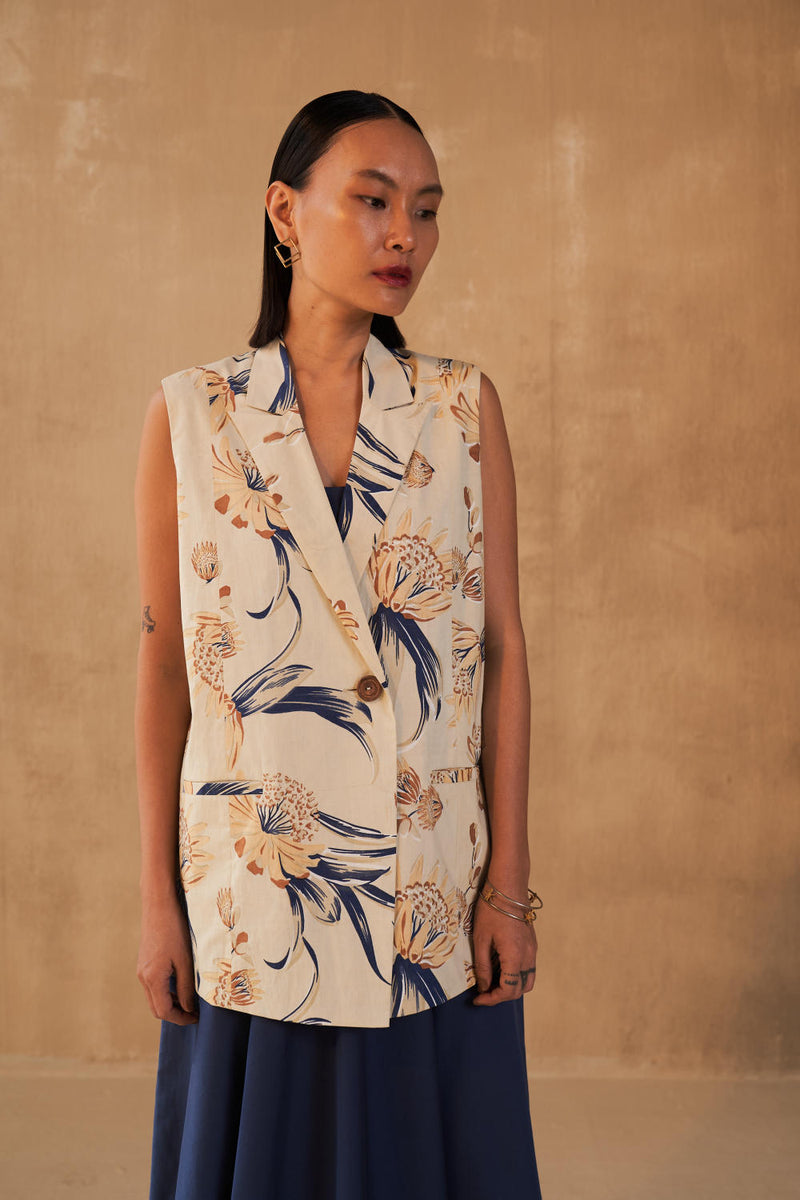 Garden Of Strength Organic Cotton Vest Jacket poplin by SUI in multi color for women Worldwide