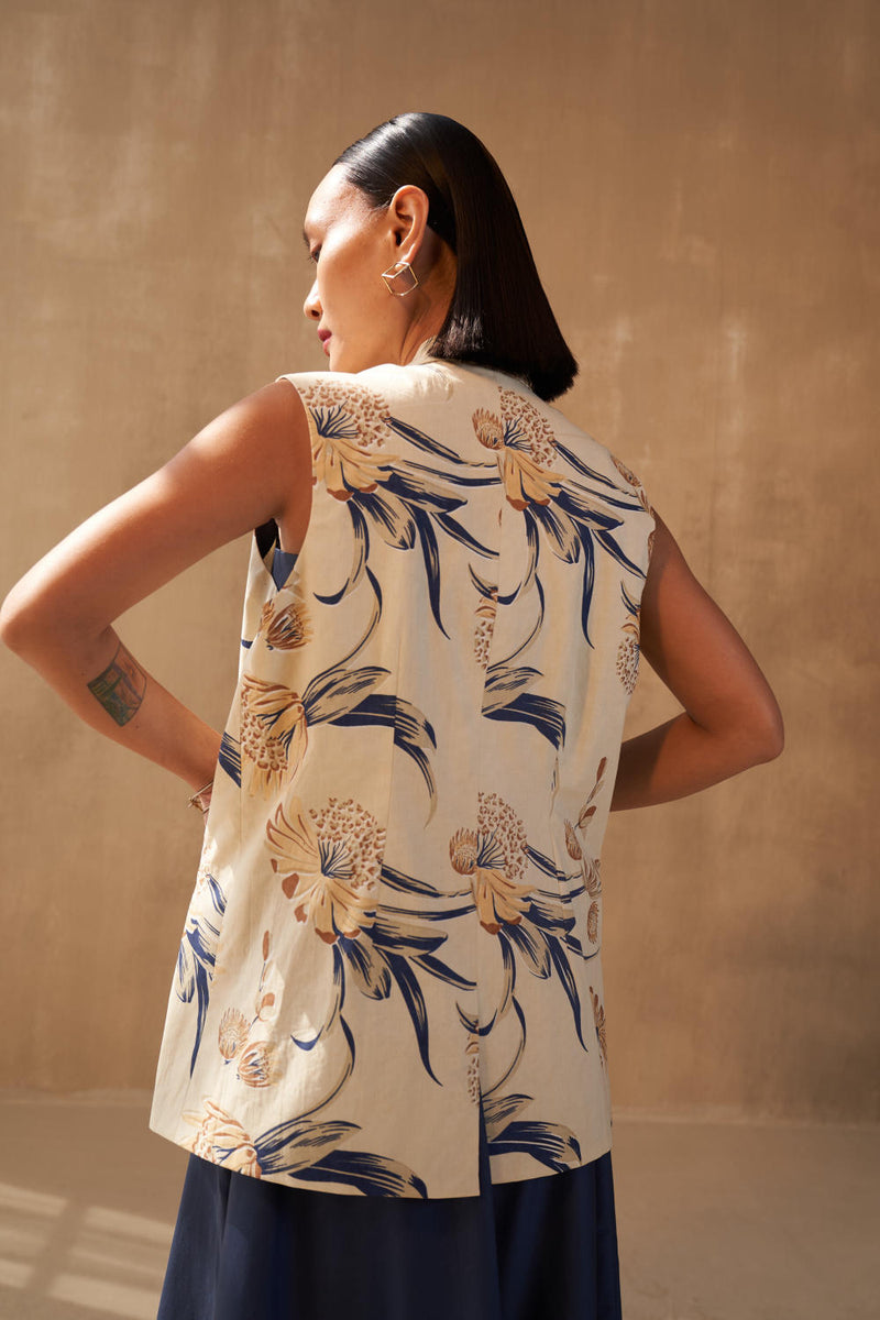Garden Of Strength Organic Cotton Vest Jacket poplin by SUI in multi color for women Worldwide