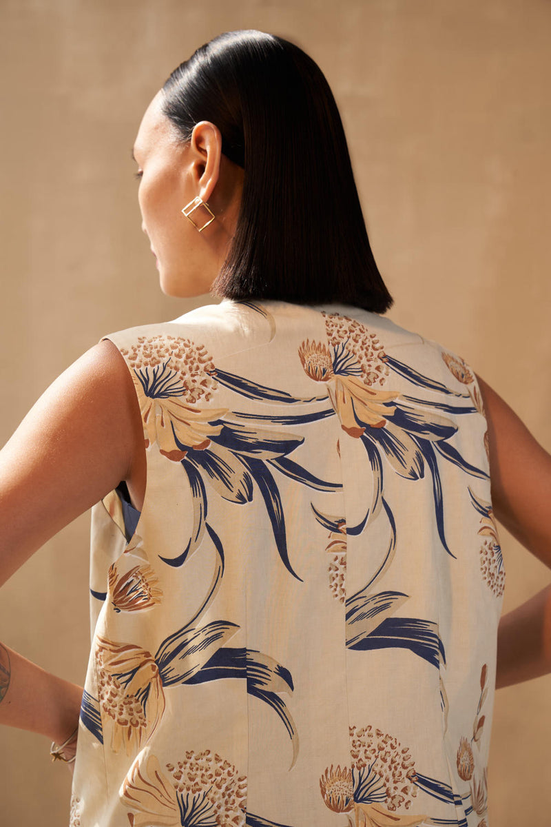 Garden Of Strength Organic Cotton Vest Jacket poplin by SUI in multi color for women Worldwide
