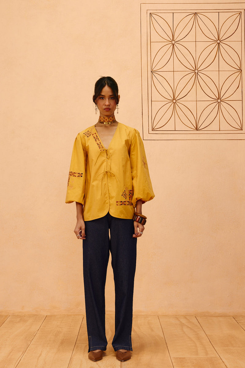 Golden Roots Organic Cotton Top poplin top/shirt by SUI in mustard for women Worldwide