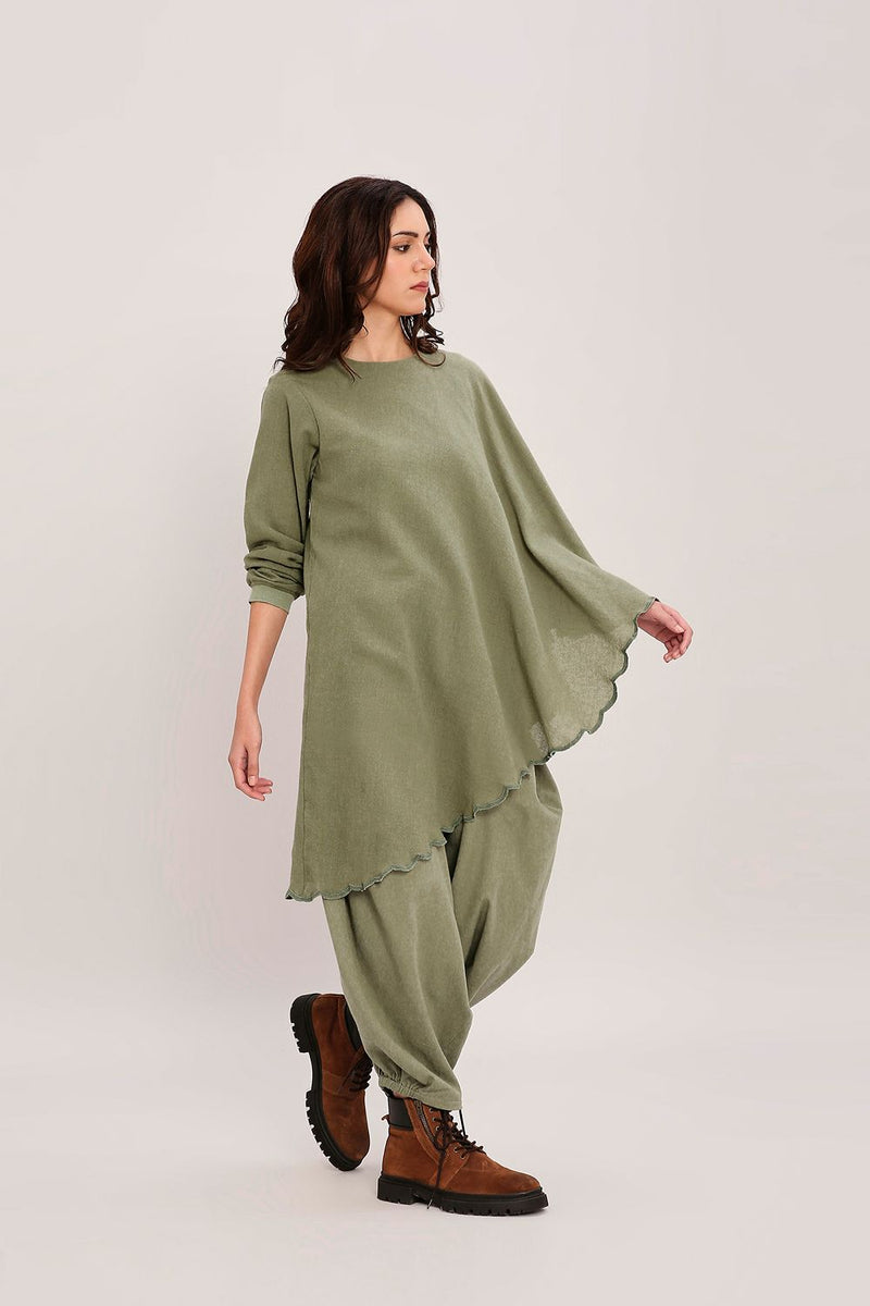 Green Ribbed Scallop Tunic Set (2 PCS) cotton by Mati in green color for women Worldwide