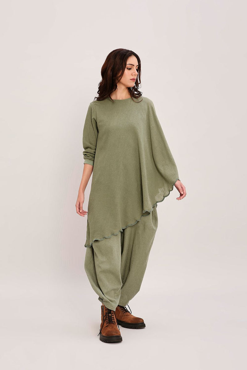 Green Ribbed Scallop Tunic Set (2 PCS) cotton by Mati in green color for women Worldwide