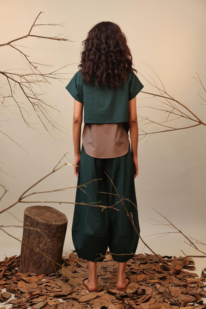 Green Suga Pants 100% cotton by Mati in green color for women Worldwide