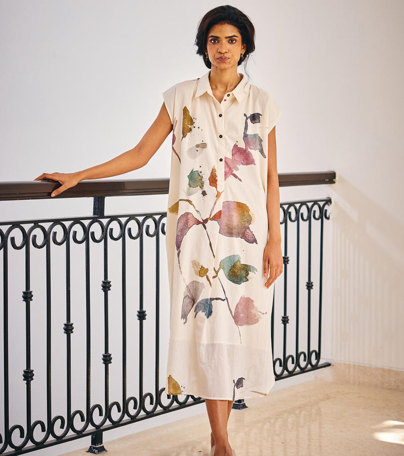 Growing Vein Dress cotton by Khara Kapas in white for women Worldwide