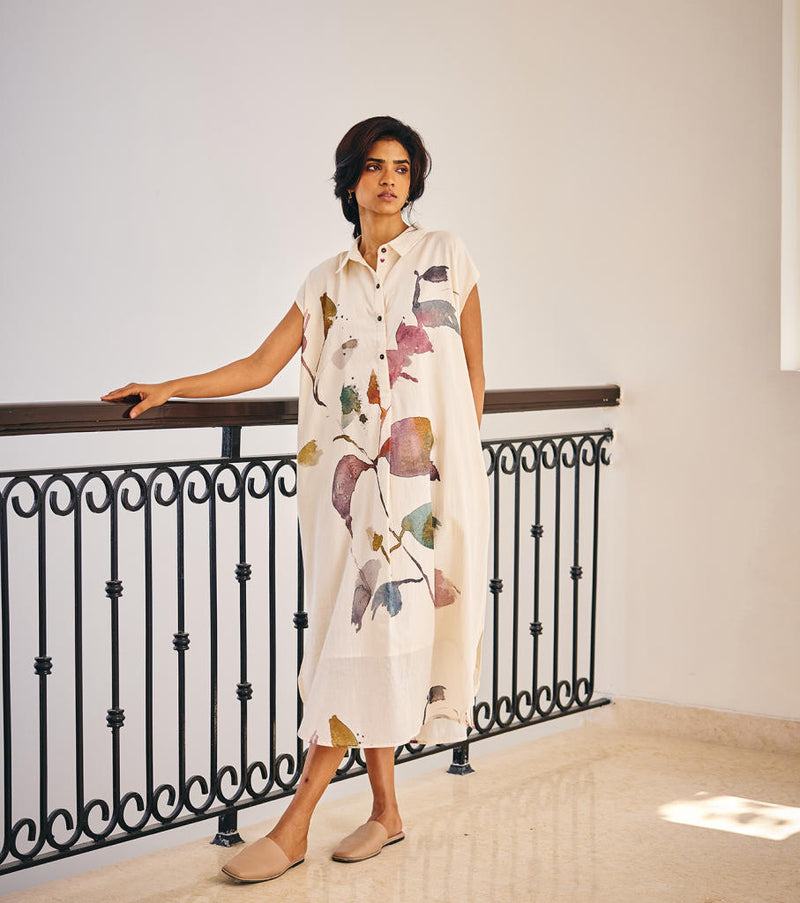 Growing Vein Dress cotton by Khara Kapas in white for women Worldwide