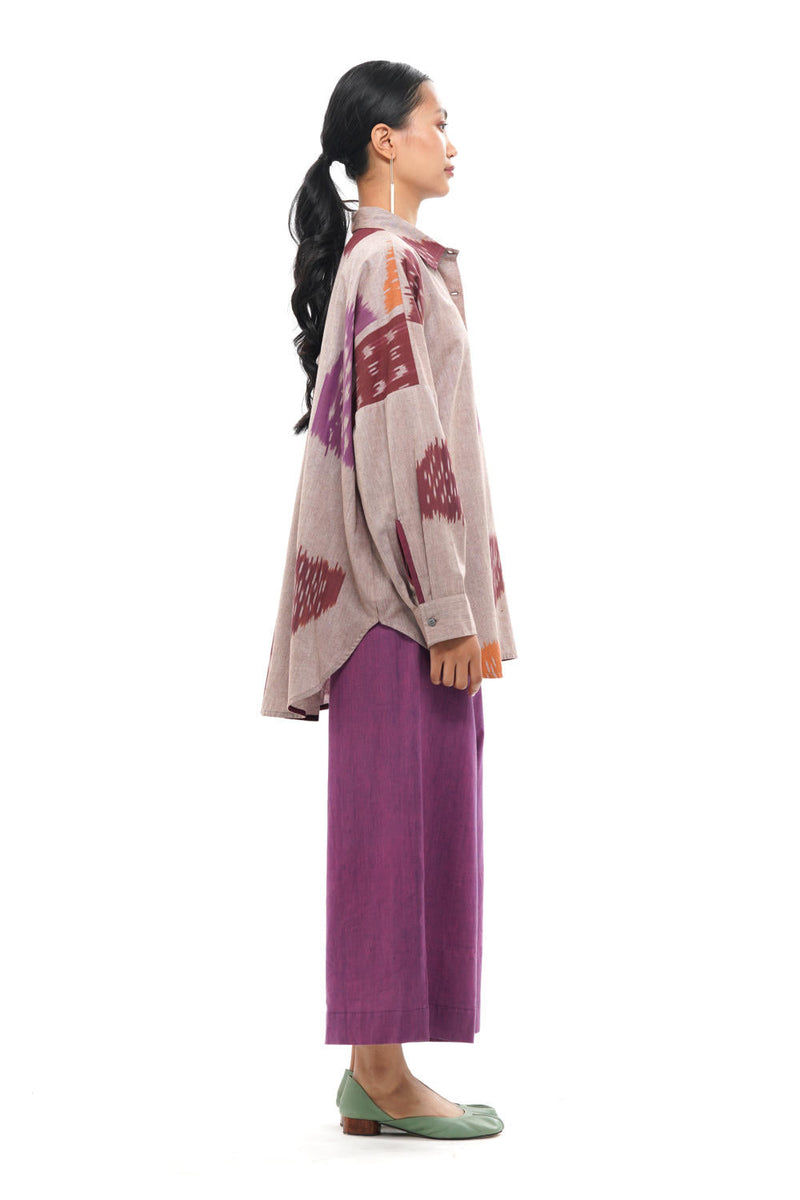 HANA RELAXED SHIRT 100% cotton by Translate - Handwoven Ikat in beige color for women Worldwide