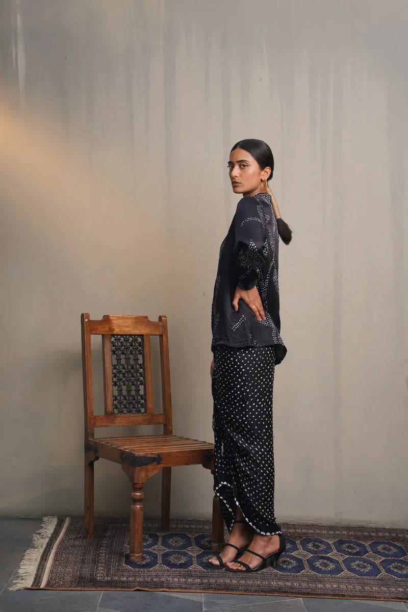 HANOI SKIRT SET-BLACK silk by Dyelogue in black color for women Worldwide