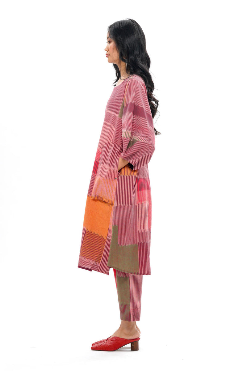 HARU LANTERN SLEEVE DRESS 100% cotton by Translate - Handwoven Ikat in red color for women Worldwide