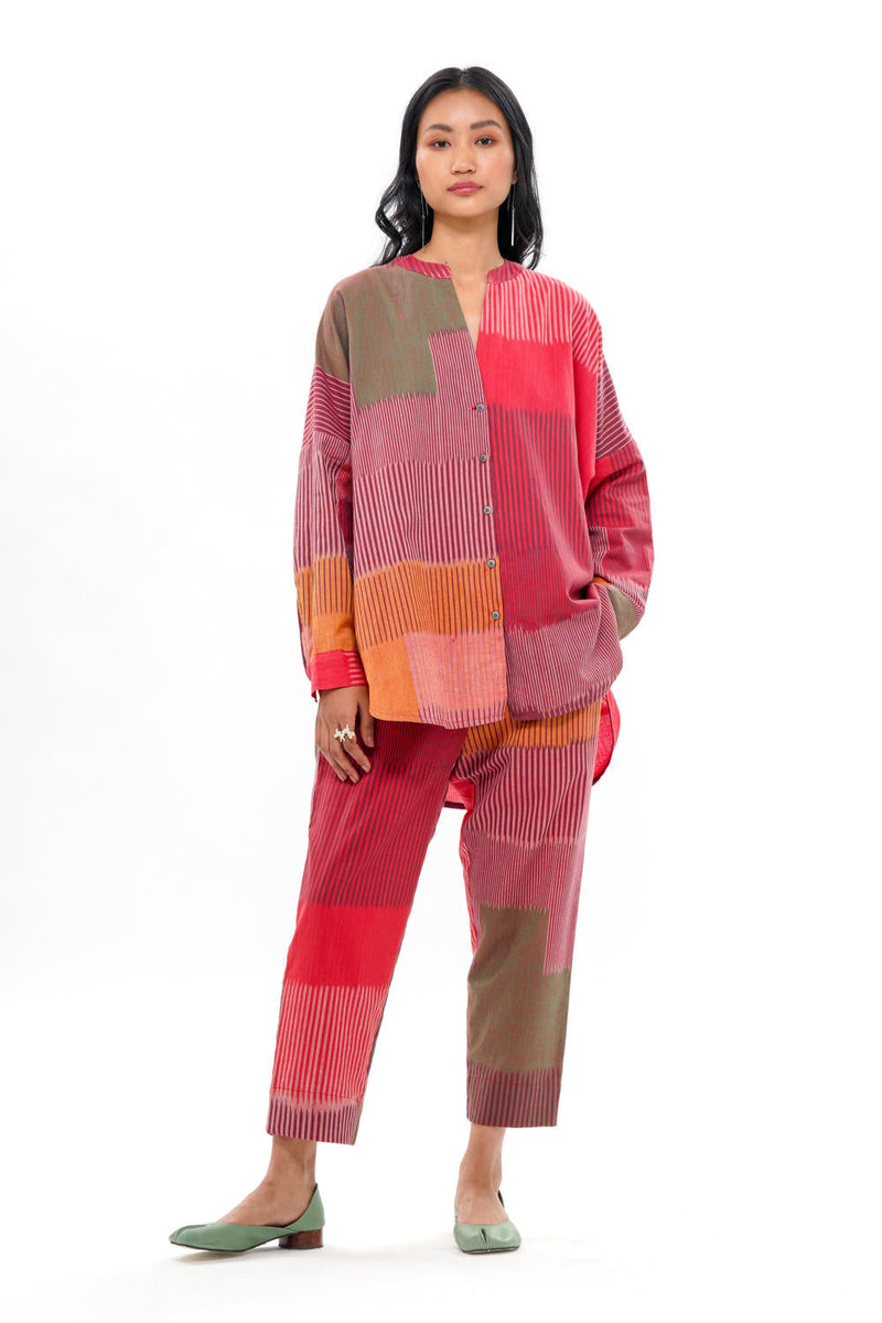 HARU RELAXED SHIRT 100% cotton by Translate - Handwoven Ikat in red color for women Worldwide